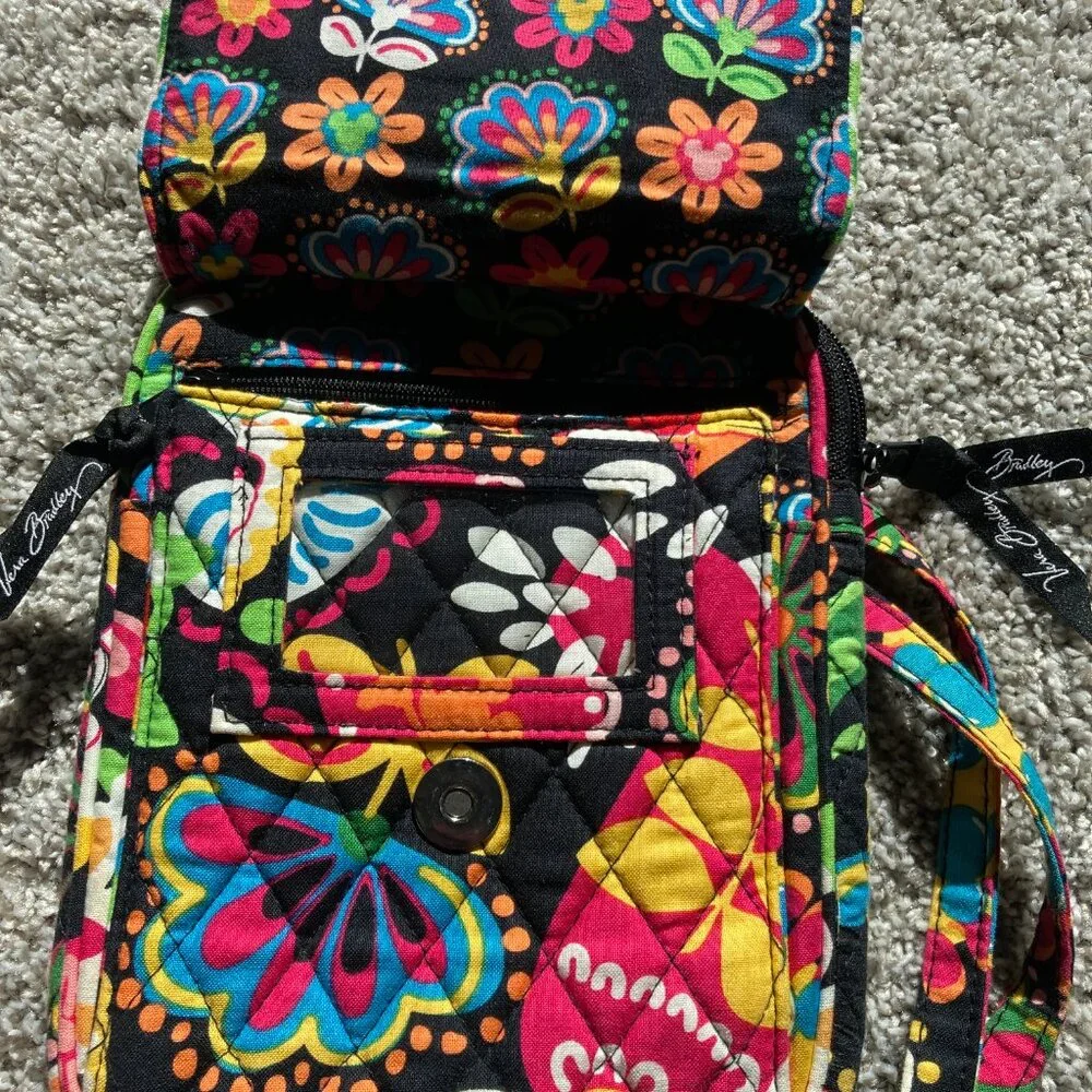 Vera Bradley Disney Parks Crossbody Bag - Midnight with Mickey - Picture 6 of 9